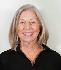 Laurie Coe's Instagram, Twitter & Facebook