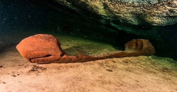 Maya Canoe Found in Sinkhole Provides Clues to Belief in Underworld |  Ancient Origins
