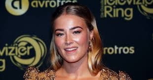 Lukt het geraldine kemper om peter ongezien 5 keer aan te raken? Wow Zo Zag Geraldine Kemper Er 10 Jaar Geleden Uit Story