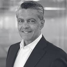 David Mounts's Instagram, Twitter & Facebook