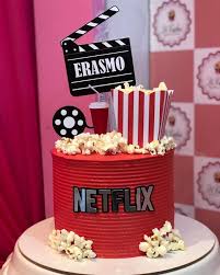 223 Curtidas 6 Comentarios Por Dianna Tavares Dicakesgourmet No Instagram Netflix Do Era In 2020 Fun Desserts Neon Cakes Birthday Cake Decorating