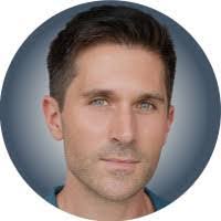 Robin Galyon's Instagram, Twitter & Facebook