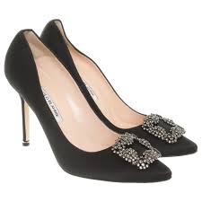 With a career spanning over 45 years, manolo blahnik has become one of the world's most influential shoe designers. Manolo Blahnik Manolo Blahnik Hangisi Nero Satinato 105 Pumps Heels Satin Black Ref 175915 Joli Closet