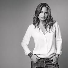 Idea original de rodrigo cuevas, con libretos de josé fonseca, isabel budinich y claudia villarroel. Santuario Igualdad On Twitter Long Sleeve Blouse Women S Top Fashion