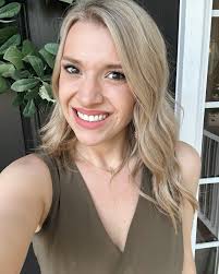 Did I take a selfie today because I felt cute? 🥰 Yes. Did I also fall up  the stairs today while holding 4 bags and a cup of coffee? ☕️ Yes. Both