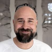 Zachary Nuss's Instagram, Twitter & Facebook