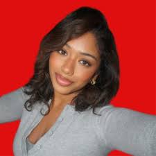 Camille Rose is seeking a Social Media Content Coordinator