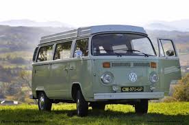 Vous cherchez une location de van aménagé en espagne ? Location Combi Lahourcade 64 Volkswagen Westfalia T2 Wikicampers Combi T2 Westfalia Vw Volkswagen Van Camper Location Combi Camping Vans