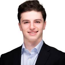 I am pleased to announce I'll be joining the award winning Paycom team as a  Software Developer Intern for Summer 2023.