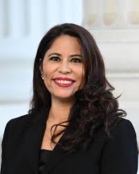 Elizabeth Ortega's Instagram, Twitter & Facebook