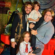 Какая она, звездная жизнь дочери и сына киркорова. Filipp Kirkorov Pokazal Novye Foto So Dnya Rozhdeniya Docheri Deti Pugachevoj I Galkina Doch Navki Sredi Gostej Spletnik