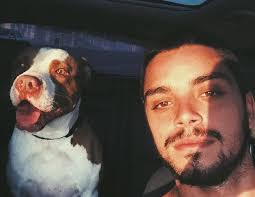 The parents of rodrigo simas are beto simas, ana paula sang. Rodrigo Simas Lamenta Morte De Sua Cachorrinha So Agradeco Por Todo Amor Quem Quem News