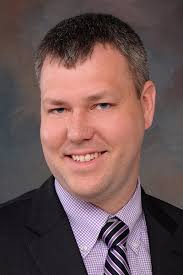 Dr. Robert Quade joins Memorial Hospital medical staff