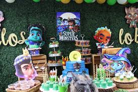 Super Monsters Netflix Mesa De Postres Monster Birthday Parties Birthday Halloween Party Monster Birthday