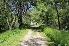 The trail travels through or near the wisconsin communities of cottage grove, deerfield, london, lake mills. Glacial Drumlin State Trail Wisconsin Trails Traillink
