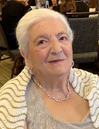 Catherine Saia's Instagram, Twitter & Facebook