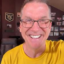 Caitlin Clark injures groin