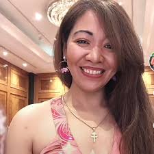 He's her bodyguard and best friend for life ❤️ (🎥: @hazelandrio)