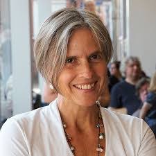 Claudia Sauer's Instagram, Twitter & Facebook