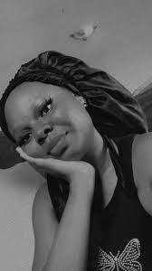 My Niebor just Dey play “on the 3rd day of Christmas my true love came to  me” abeg wetin Dey happen