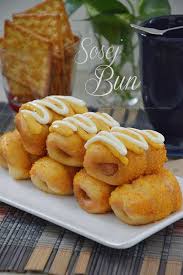 Assalamualaikum hai semua, hari ni saya nak share resepi roti sosej cheese kukus yg sangat senang nak buat.roti ni boleh juga dimasak untuk sarapan pagi. Resepi Roti Roll Sosej Cheese Resepimee Junotee Com