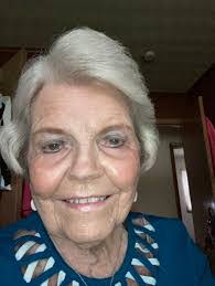 Dana Haak's Instagram, Twitter & Facebook