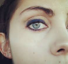 I Have Always Wondered How To Describe The Green Blue Gray Color Of My Eyes Well I Found Out That There Is An Actual Central Heterochromia Heterochromia Eyes