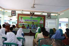 Nov 18, 2019 · 7 cara menghemat energi paling sederhana dan bijaksana. Pemkab Sosialisasikan Hemat Energi Portal Kabupaten Probolinggo