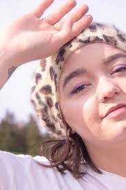 Allison Barr's Instagram, Twitter & Facebook