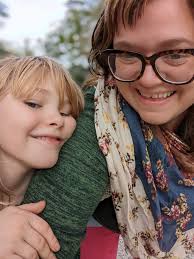 What are options for renting a 3-4 bedroom house in Fairfield, Iowa, with a  fenced backyard?