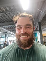 Back and biceps day In number order!! How many days a week you train?  💪🏻👑