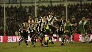 Club atlético central córdoba is an argentine sports club based in santiago del estero. Por Penales Central Cordoba De Santiago Del Estero Derroto A Sarmiento De Junin Y Ascendio A Primera Division Infobae