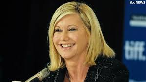 Sir Elton John and Dolly Parton among famous faces at Olivia Newton-John's  memorial