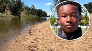 Taonashe Chivhaku: Teen identified after found dead in Dubbo's Macquarie  River at Sandy Beach