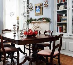 Today We Are Showcasing 25 Elegant Dining Table Centerpiece Ideas Enjoy And Get Dining Room Table Centerpieces Dining Table Centerpiece Dining Table Decor