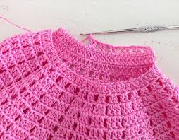 Amigurumi Bebek Elbisesi Yapilisi Mimuu Com Bebek Elbisesi Barbie Giysileri Amigurumi
