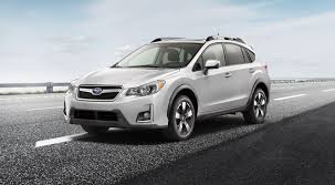 Once the battery is depleted, the vehicle operates in full hybrid mode and achieves a combined 6.7 l/100 km—better than the regular crosstrek at 7.9. Subaru Hybrid System Subaru Technology Subaru Canada