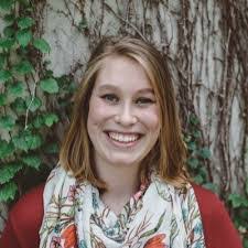 Abby Betts's Instagram, Twitter & Facebook