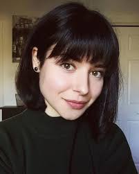 Wispy thin bangs for long hair. These Medium Natural Hairstyles Really Are Amazing Mediumnaturalhairstyles Hair Styles Short Hair Styles Short Hair With Bangs