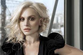 Ο καταξιωμένος λυρικός ερμηνευτής και η δημοφιλής τραγουδίστρια «ταξιδεύουν» για δύο ολόκληρες. H Prwtoxronia Ths Pitsirikas Eleonwras Zoyganelh Sto Ax Maria Opoy Emfanizontan O Giannhs Zoyganelhs Kai H Mhtera Ths Isidwra Siderh Mhxanh Toy Xronoy