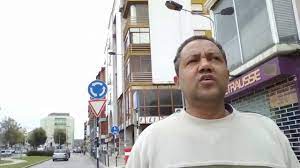 The population in 2011 was 19,904, in an area of 1.42 km². Apresentando O Bairro Cova Da Piedade E O Novo Continente Youtube