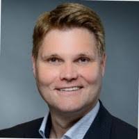 Manuela Decker's Instagram, Twitter & Facebook