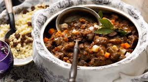 Wildschweinragout Mit Maronen Und Calvados Rezept Wildschweinragout Lebensmittel Essen Rezepte