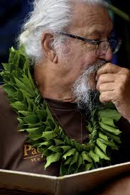 Imaikalani Kalahele reads and discusses Maoli