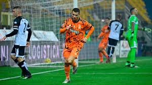 Футбол 2 | футбол 2. Juve Feiert Kantersieg In Parma Ronaldo Glanzt Mit Doppelpack Eurosport