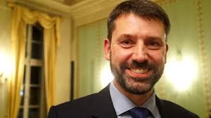 De gottfried (godi) wilhelm locher (* 31.oktober 1966 z bern) isch en schwiizer pfarrer und theolog.am 1. Gottfried Locher Befurwortet Ehe Fur Alle Kath Ch