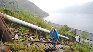 Den største nettbutikk av motorsykkel deler og tilbehør. Flyttet Fra Nederland Til Norge For A Leve Av Verdens Mest Skremmende Trapper