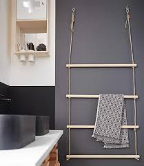 Epingle Par Birdy Sur Home Sweet Home Idees Salle De Bain Seche Serviette Diy Bambou