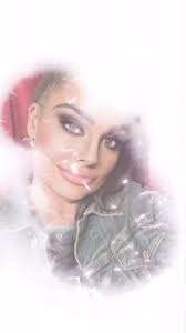 “To All My Young Queens Out There. Please Be Careful Who You Treat Like A  King. 👑⚔️ Dont Fall For A 💰Bag Or Stupid Ass 💍 Ring. There’s A Whole Lot  Of 🃏Jokers Disguised As 👑 Kings!” -Summer Rhoades ...