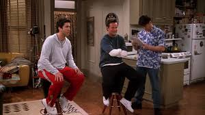 While chandler bing is definitely no fashionista or rachel green, we definitely love some of his looks. Nike Sneakers Worn By Matthew Perry Chandler Bing In Friends Season 8 Episode 20 The One With The Baby Shower 2002